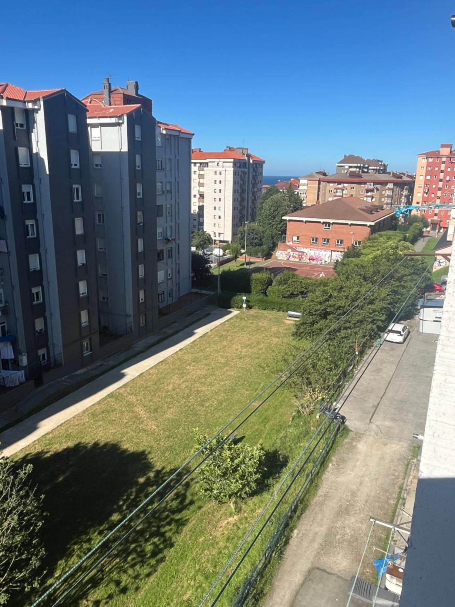 Appartamento Piso A Un Paso Centro Con Zona Aparcamiento Gratuita Santander Esterno foto
