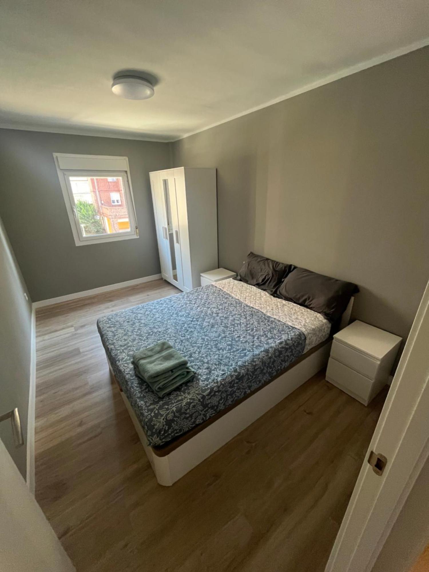 Appartamento Piso A Un Paso Centro Con Zona Aparcamiento Gratuita Santander Esterno foto