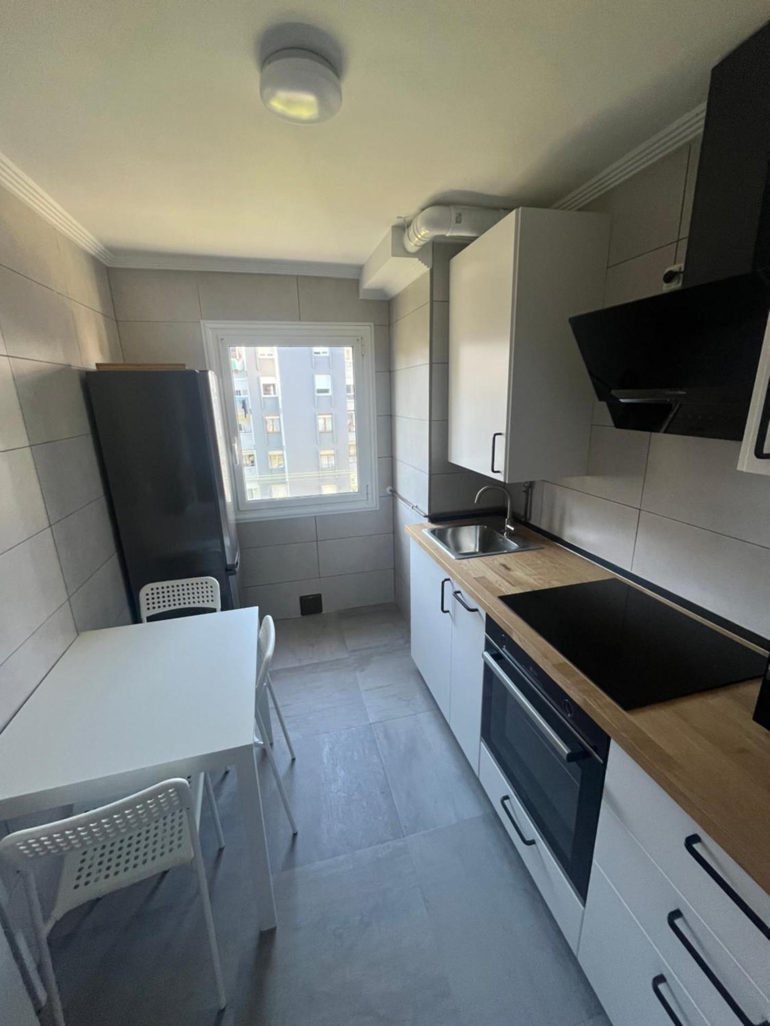 Appartamento Piso A Un Paso Centro Con Zona Aparcamiento Gratuita Santander Esterno foto